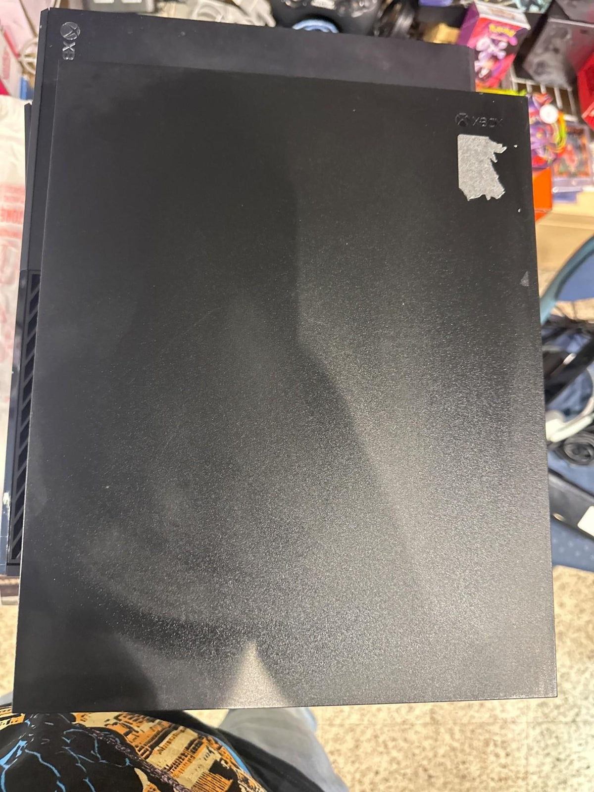 XBOX ONE X 1TB SYSTEM