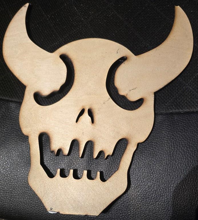 Horned skull - Medium Laser Cut