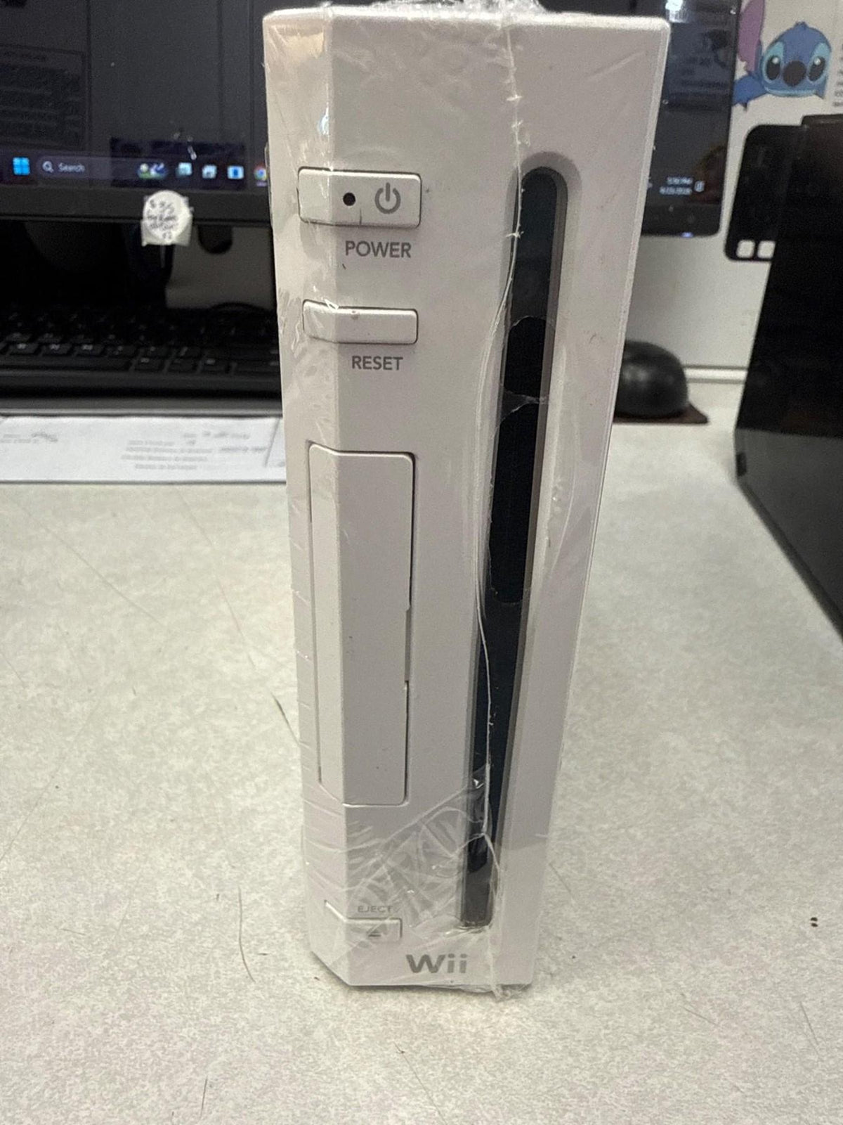 White Nintendo Wii System-WII