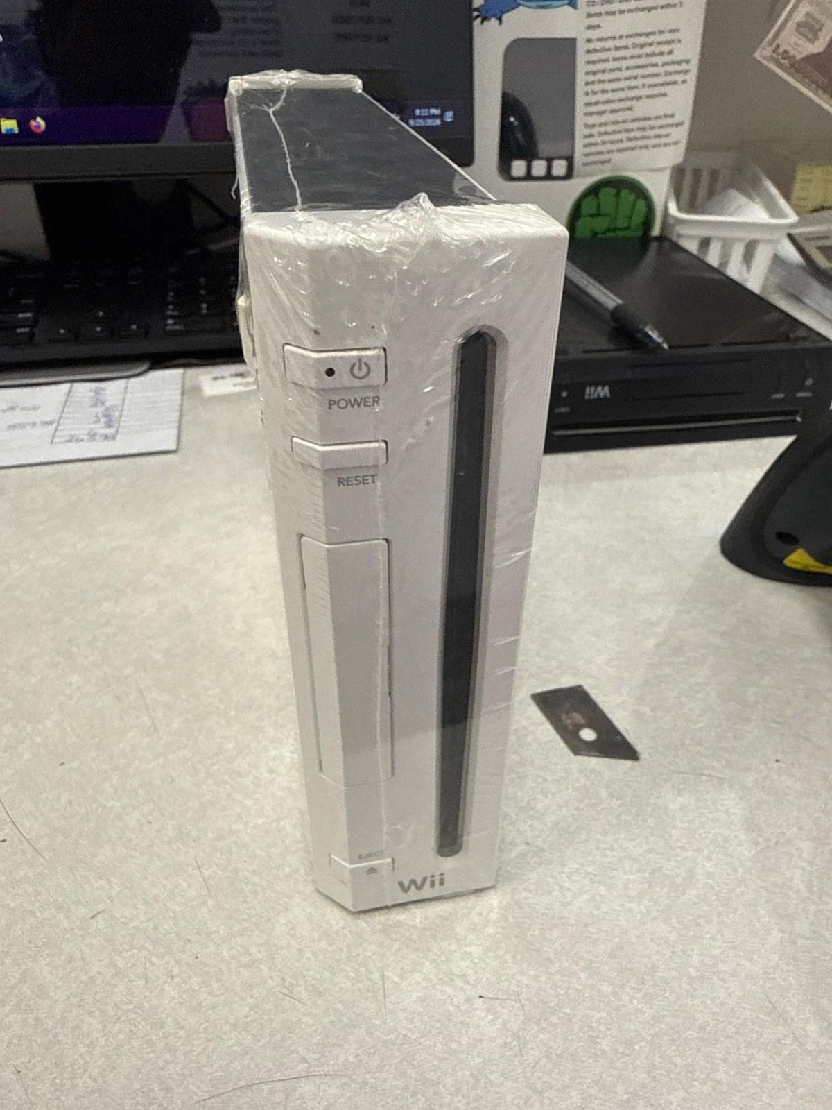 White Nintendo Wii System-WII